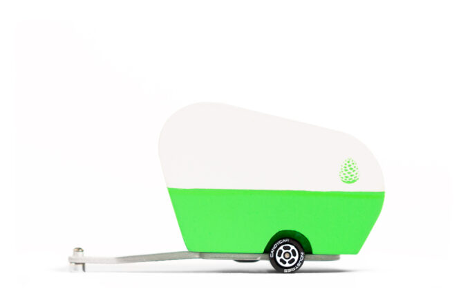 Houten caravan - Pinecone Trailer