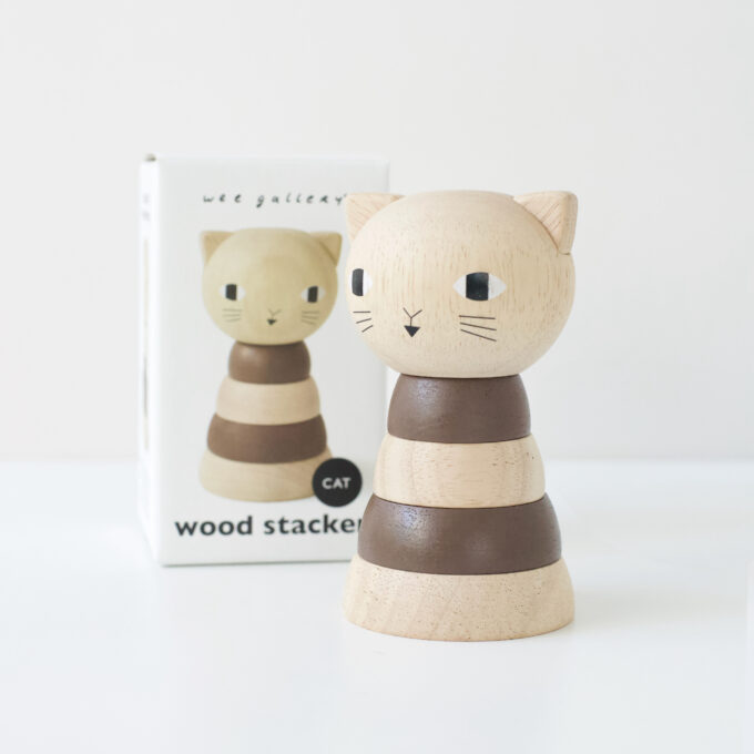 Houten stapeltoren - poes